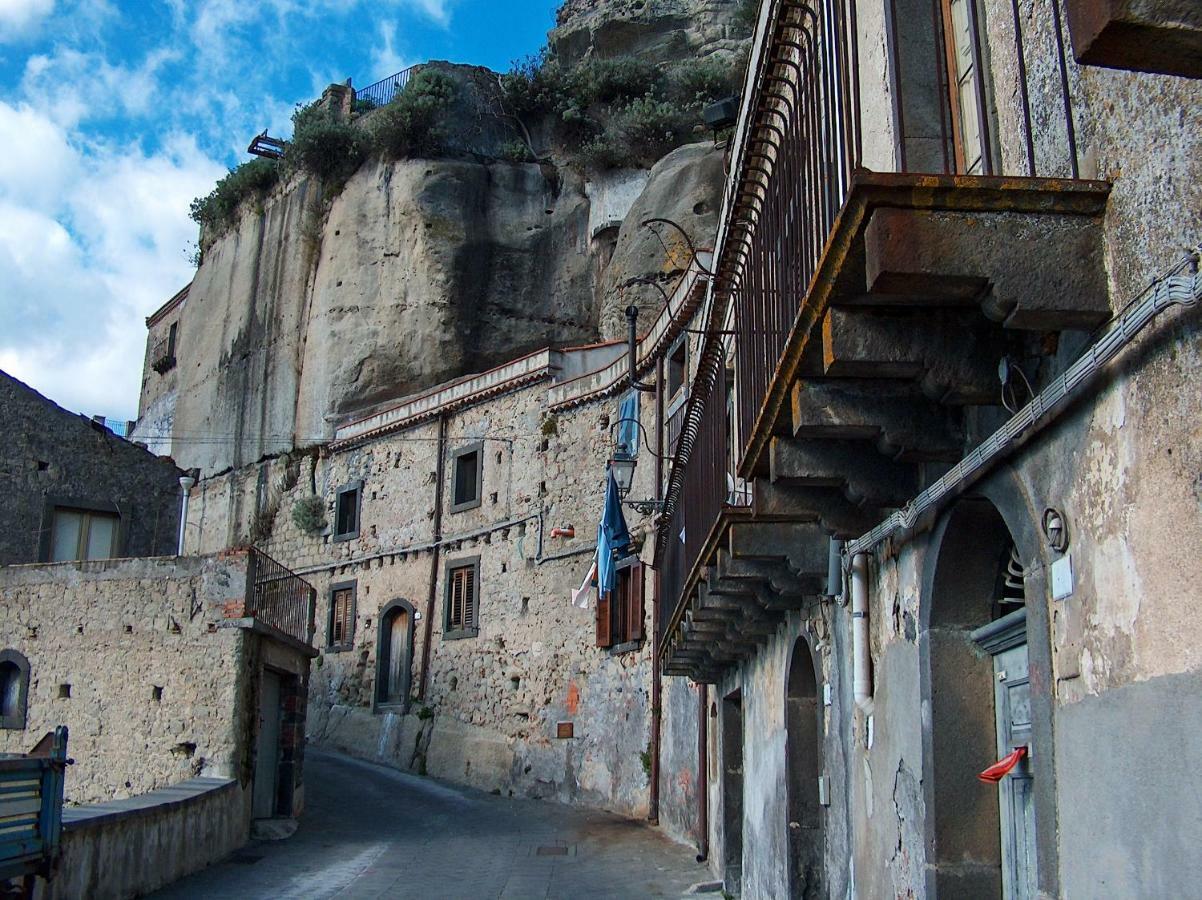 B&B Don Diego Linguaglossa Dış mekan fotoğraf